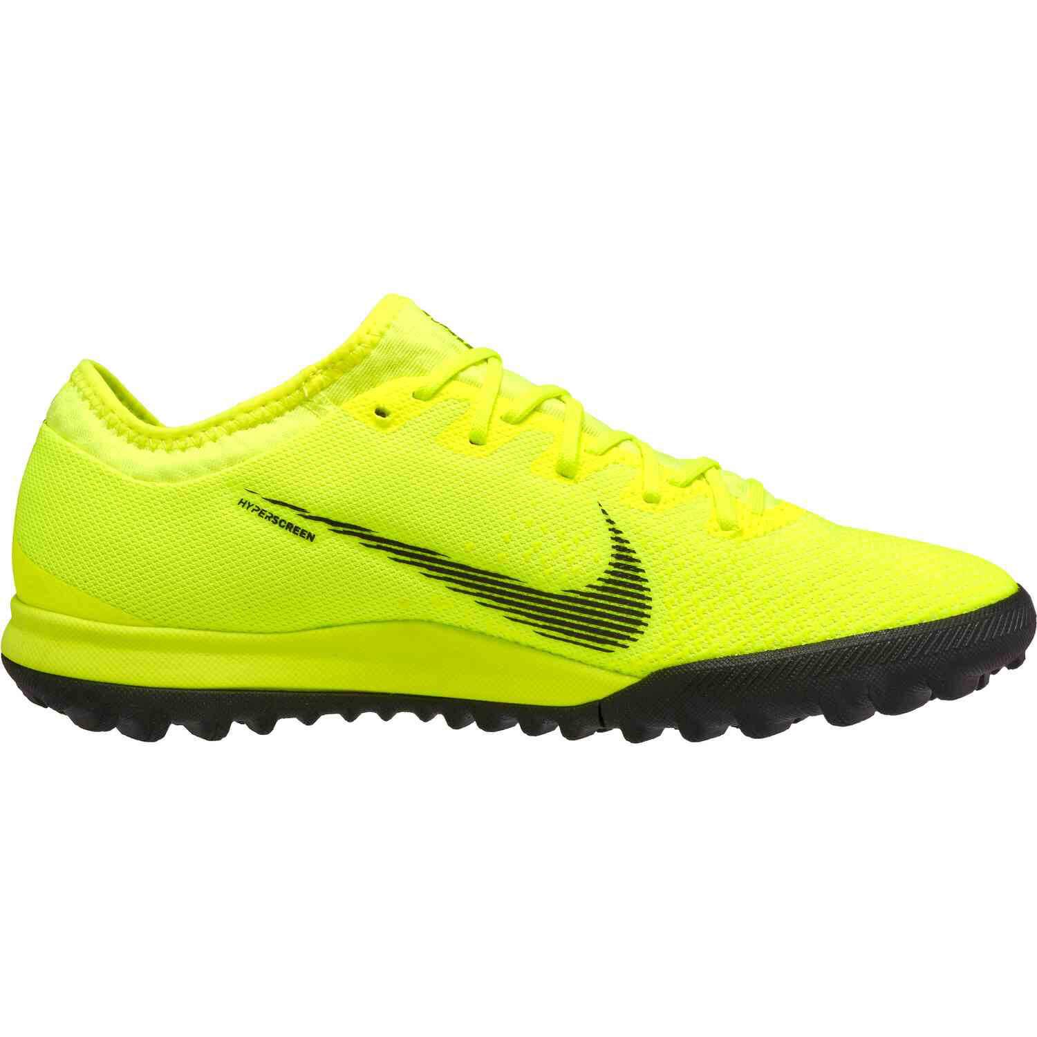 Những mẫu Nike đẹp mê ly hút hồn